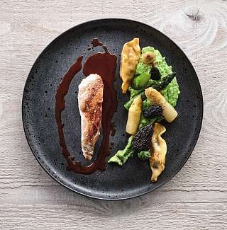 Alpstein Poulet mit Spargeln