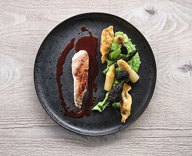 Alpstein Poulet mit Spargeln