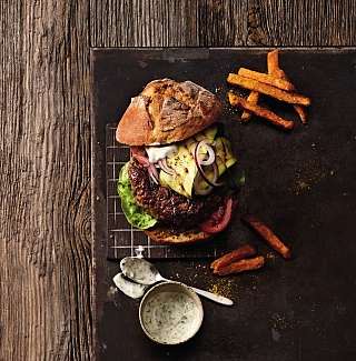 Lamm Burger mit Zucchetti