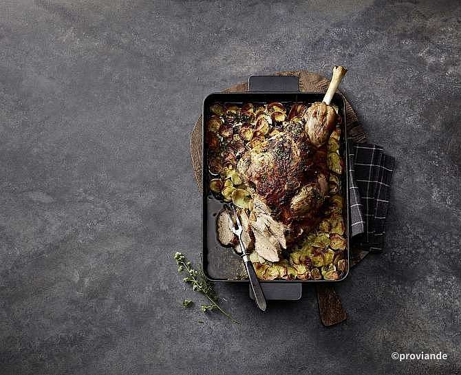Lammgigot auf Gemüse-Tian | Gustarium Lammgigot auf Gemüse-Tian | Gustarium