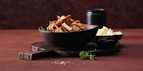 Schweinsstreifen mit Sambal